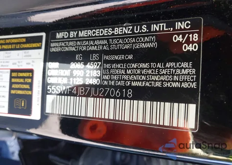 2018 Mercedes-Benz C 300 z USA, uszkodzony, nr VIN 55SWF4JB7JU270618